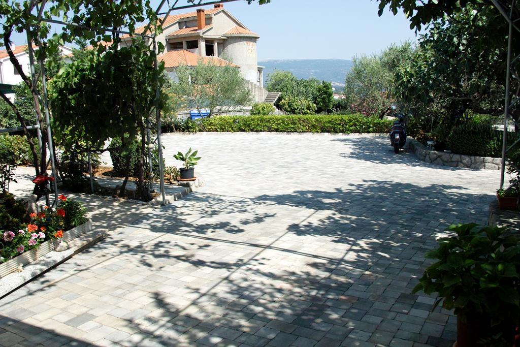 Kabashi Apartment Krk Town Chambre photo