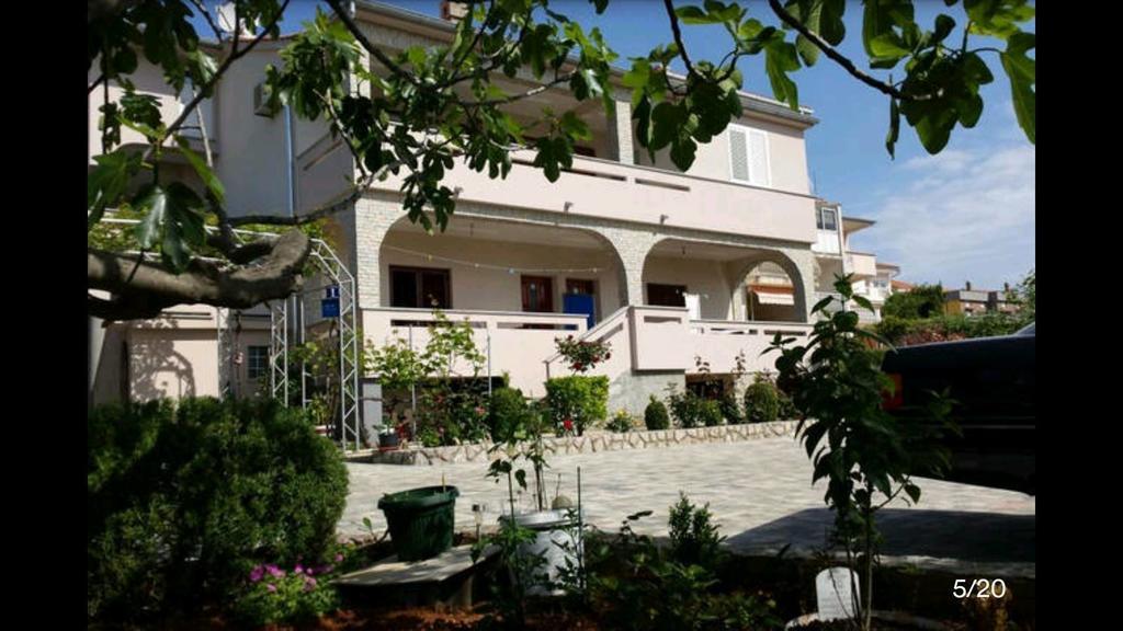 Kabashi Apartment Krk Town Chambre photo